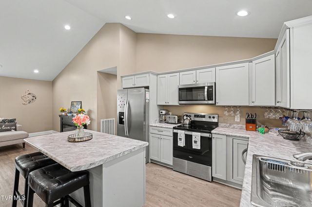 919 Martingale Drive, Greeneville, TN 37743
