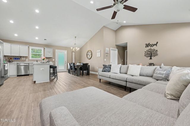 919 Martingale Drive, Greeneville, TN 37743