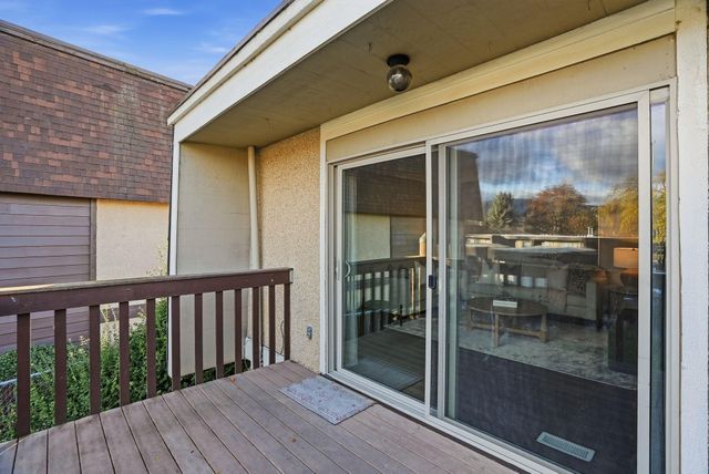 301 S Liberty Lake Rd, Liberty Lake, WA 99019