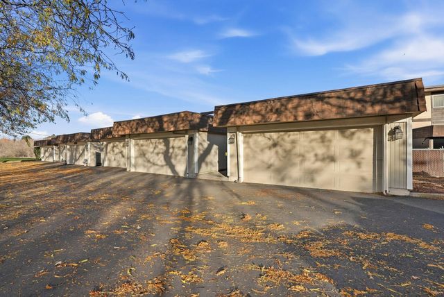 301 S Liberty Lake Rd, Liberty Lake, WA 99019