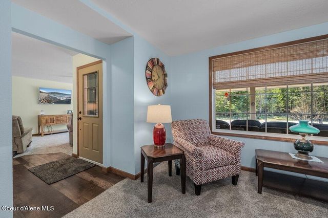6364 Bottle Bay RD, Sagle, ID 83860