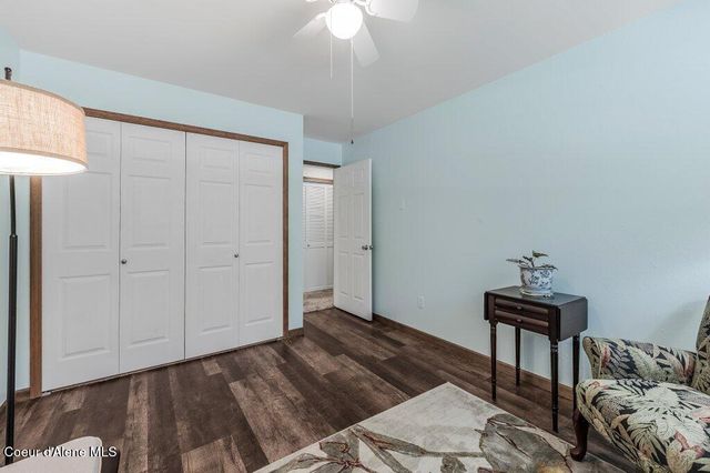 6364 Bottle Bay RD, Sagle, ID 83860
