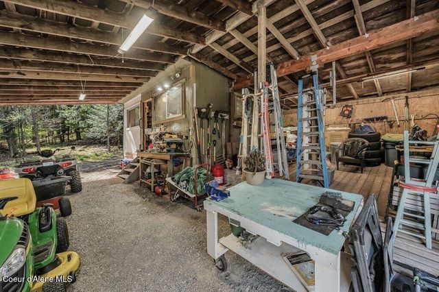 6364 Bottle Bay RD, Sagle, ID 83860