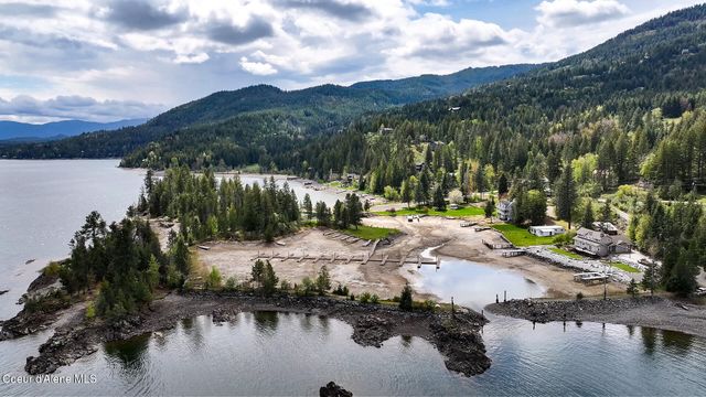 6364 Bottle Bay RD, Sagle, ID 83860