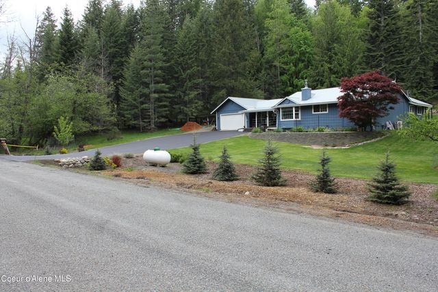6364 Bottle Bay RD, Sagle, ID 83860