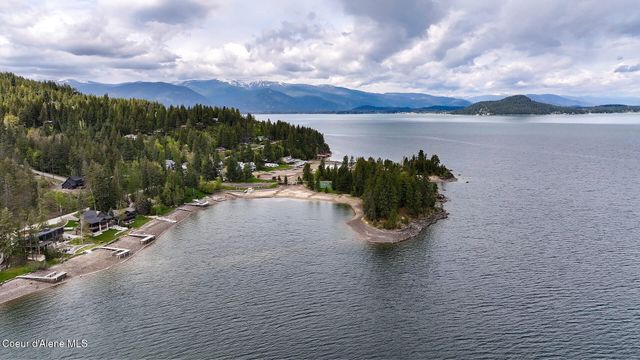 6364 Bottle Bay RD, Sagle, ID 83860