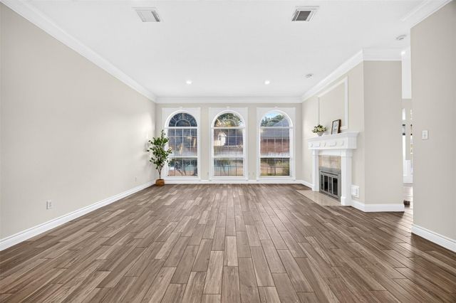 19602 Laurel Park Lane, Houston, TX 77094
