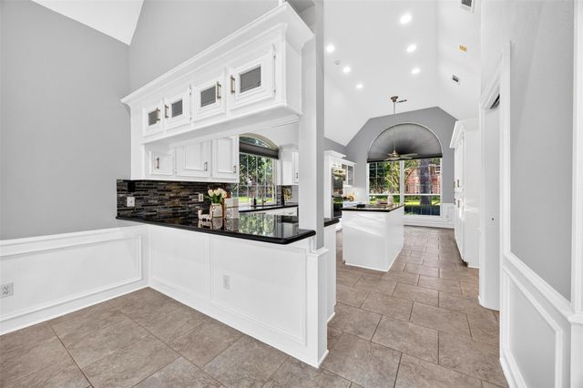 19602 Laurel Park Lane, Houston, TX 77094