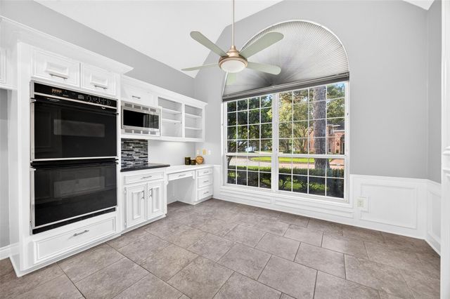 19602 Laurel Park Lane, Houston, TX 77094