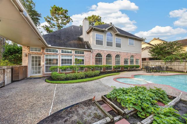 19602 Laurel Park Lane, Houston, TX 77094
