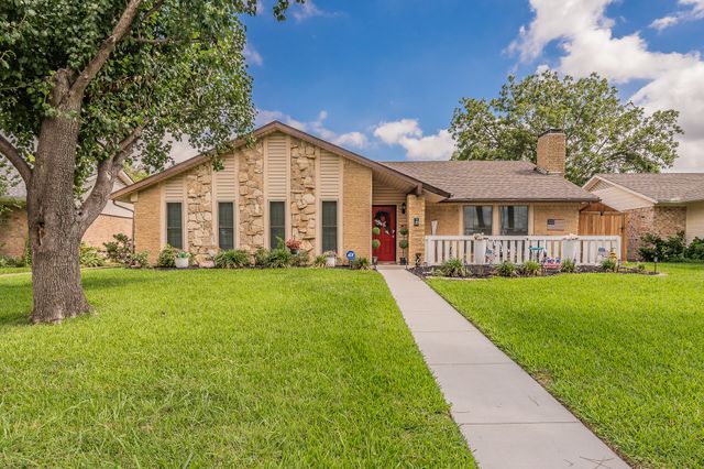 2217 Homestead Place, Garland, TX 75044
