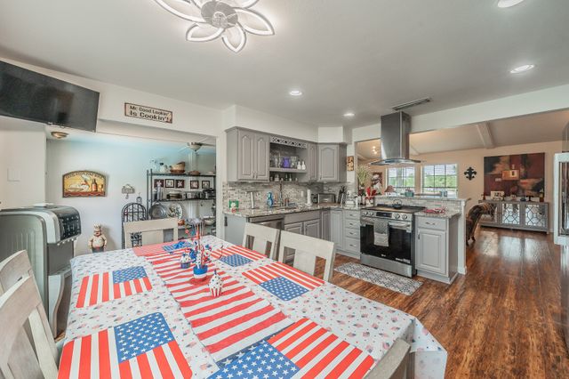 2217 Homestead Place, Garland, TX 75044