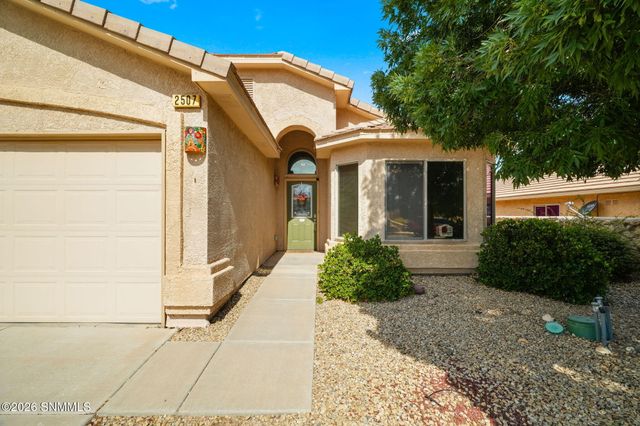 2507 Silver Hawk Avenue, Las Cruces, NM 88011