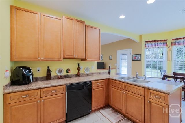 14261 US HIGHWAY 17, Townsend, GA 31331