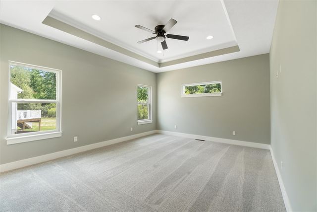 146 Ashley Court, Brooklyn, MI 49230