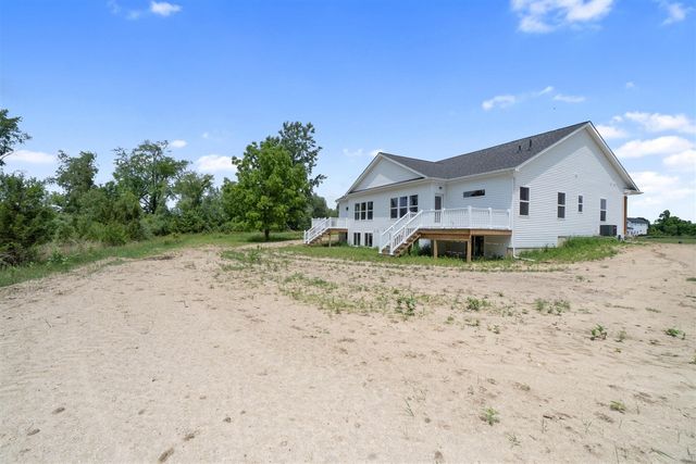 146 Ashley Court, Brooklyn, MI 49230
