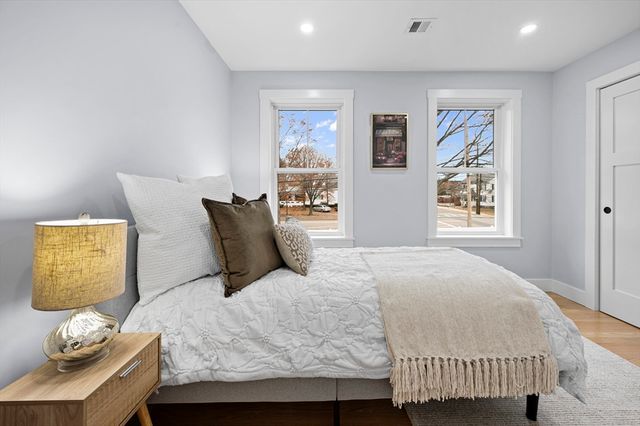 69 Readville B, Boston, MA 02136