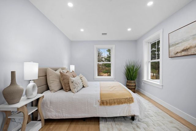 69 Readville B, Boston, MA 02136