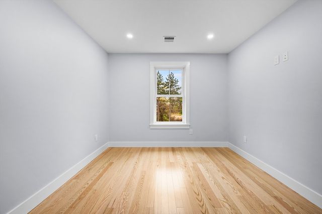 69 Readville B, Boston, MA 02136