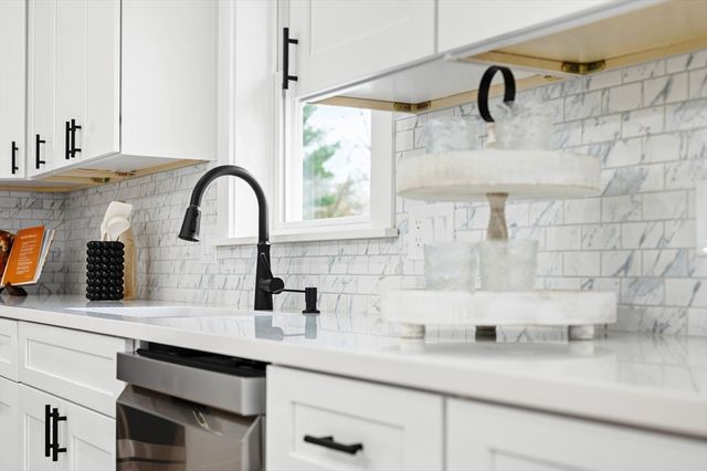 69 Readville B, Boston, MA 02136