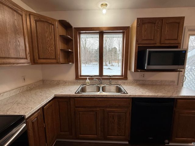 77 Dickson Point Road, Plattsburgh, NY 12901