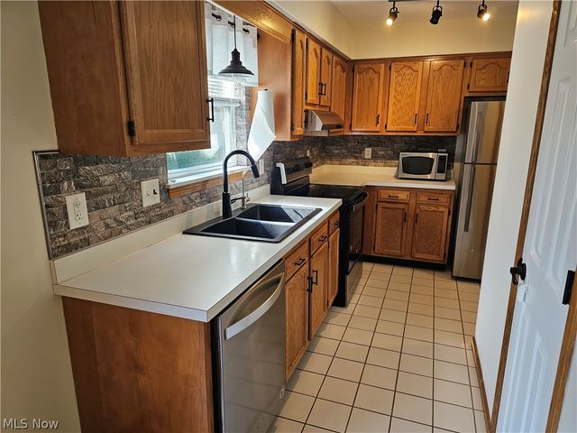 470 Pheasant Run, Tallmadge, OH 44278