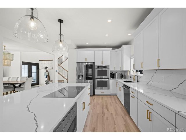 5237 Deer Creek Ct, Boulder, CO 80301