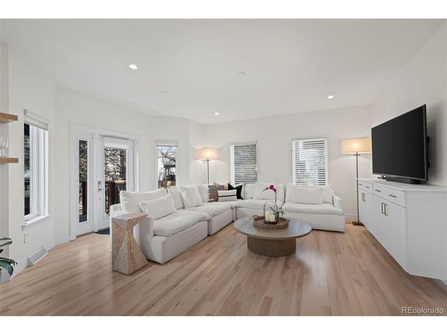 5237 Deer Creek Ct, Boulder, CO 80301