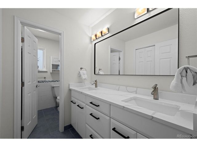 5237 Deer Creek Ct, Boulder, CO 80301