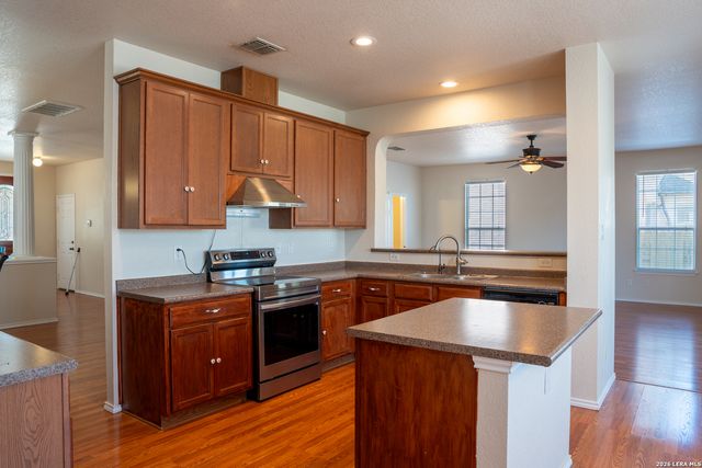 6721 Spearwood, Live Oak, TX 78233