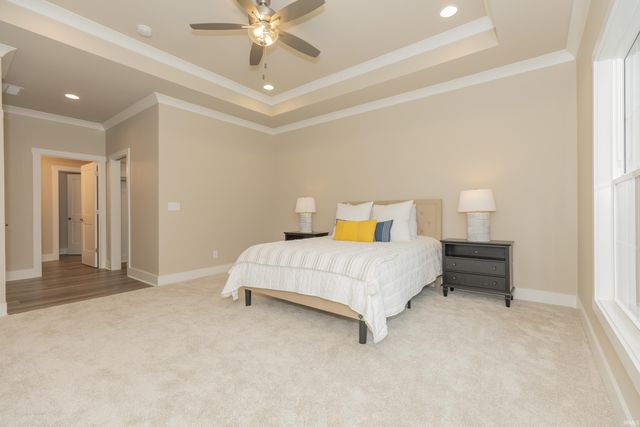 7065 Ironwood Circle A, Newburgh, IN 47630