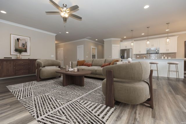 7065 Ironwood Circle A, Newburgh, IN 47630