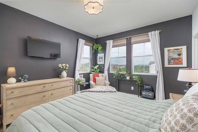 715 Rockview Rd, Novato, CA 94949