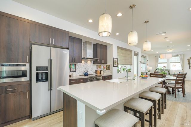715 Rockview Rd, Novato, CA 94949