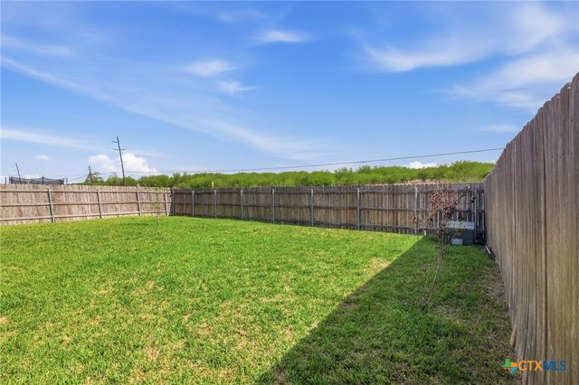 317 Tuscany Drive, Victoria, TX 77904
