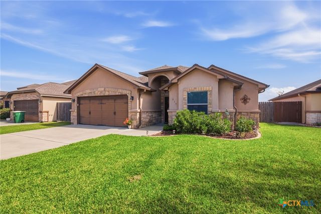 317 Tuscany Drive, Victoria, TX 77904