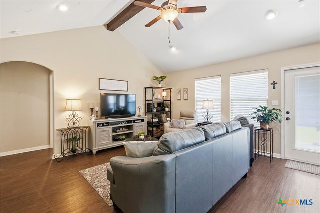 317 Tuscany Drive, Victoria, TX 77904