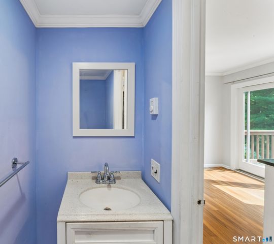12 Camelot Drive E1, Norwalk, CT 06850