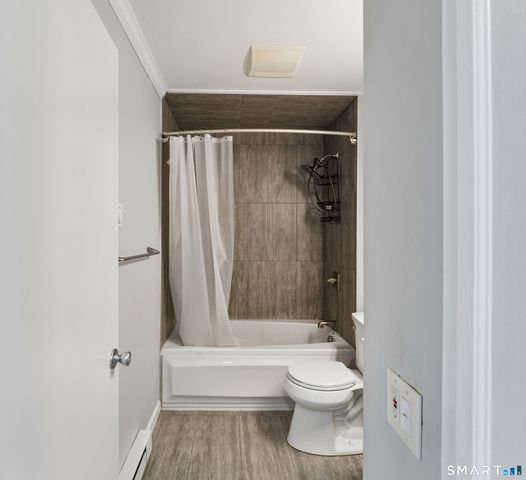 12 Camelot Drive E1, Norwalk, CT 06850