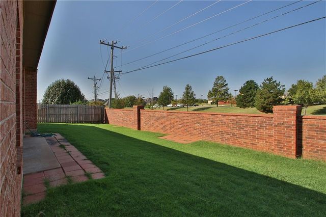 17033 Autumnwood Drive, Edmond, OK 73012