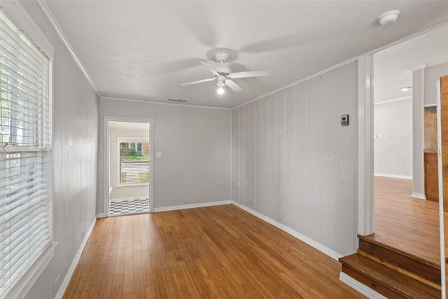 302 S Bradley Street, Mckinney, TX 75069