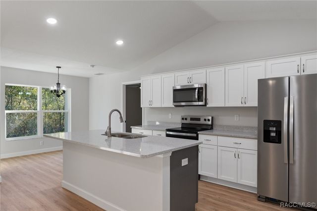 7671 N Maltese Drive, Citrus Springs, FL 34433