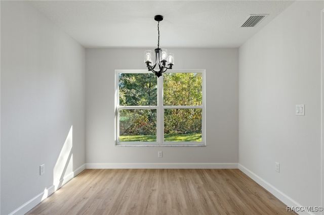 7671 N Maltese Drive, Citrus Springs, FL 34433