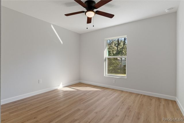 7671 N Maltese Drive, Citrus Springs, FL 34433