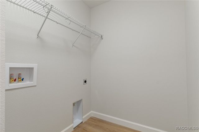 7671 N Maltese Drive, Citrus Springs, FL 34433