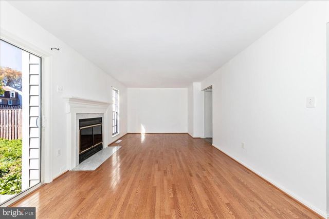13303 COUNTRY RIDGE DR, Germantown, MD 20874