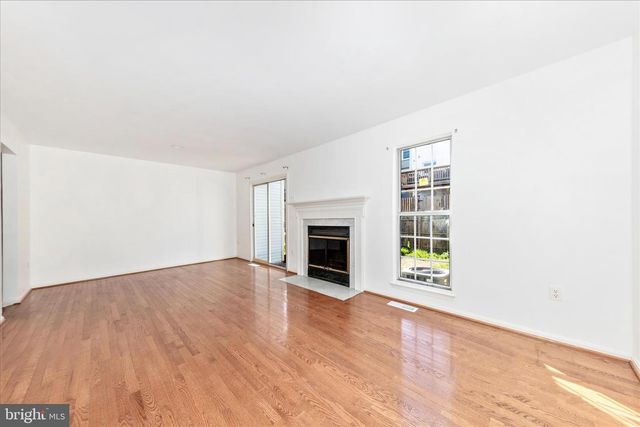 13303 COUNTRY RIDGE DR, Germantown, MD 20874