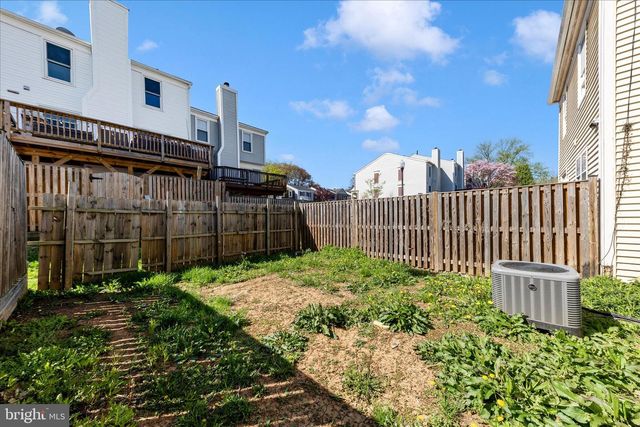 13303 COUNTRY RIDGE DR, Germantown, MD 20874