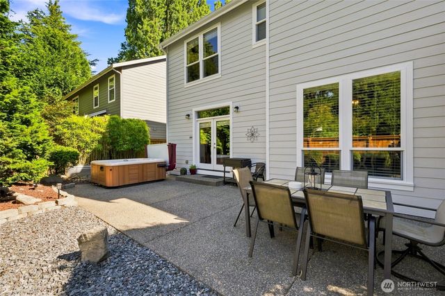 1720 52nd Avenue SE, Olympia, WA 98501