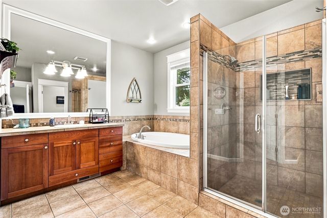 1720 52nd Avenue SE, Olympia, WA 98501